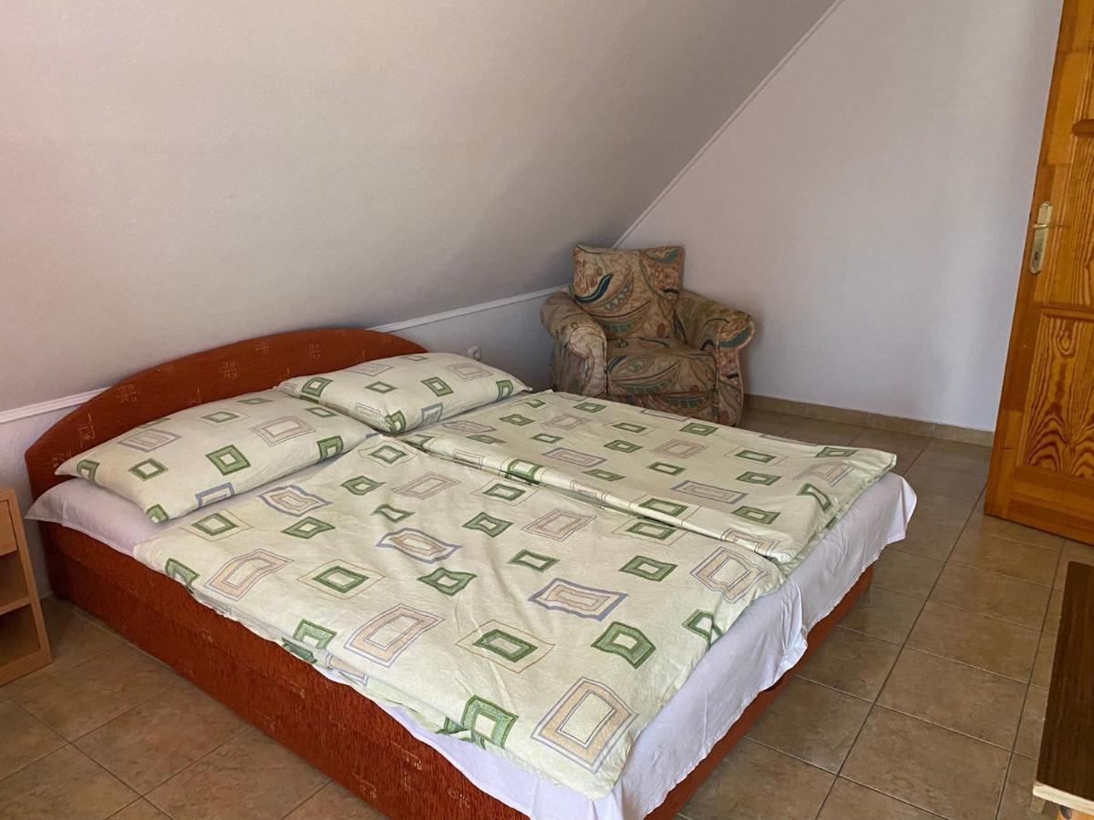 Abigel Apartmanhaz バラトンフレド エクステリア 写真