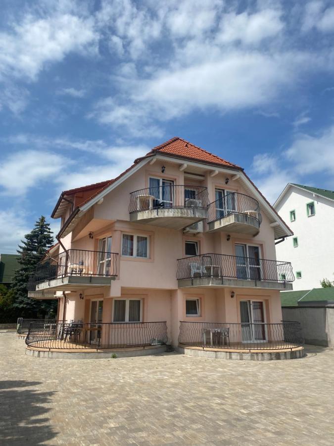 Abigel Apartmanhaz バラトンフレド エクステリア 写真